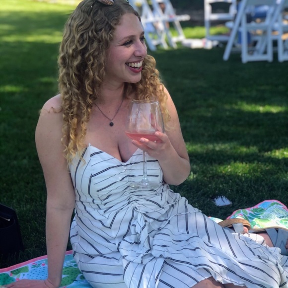 Meet the Posher, Allie - Picture 10 of 10